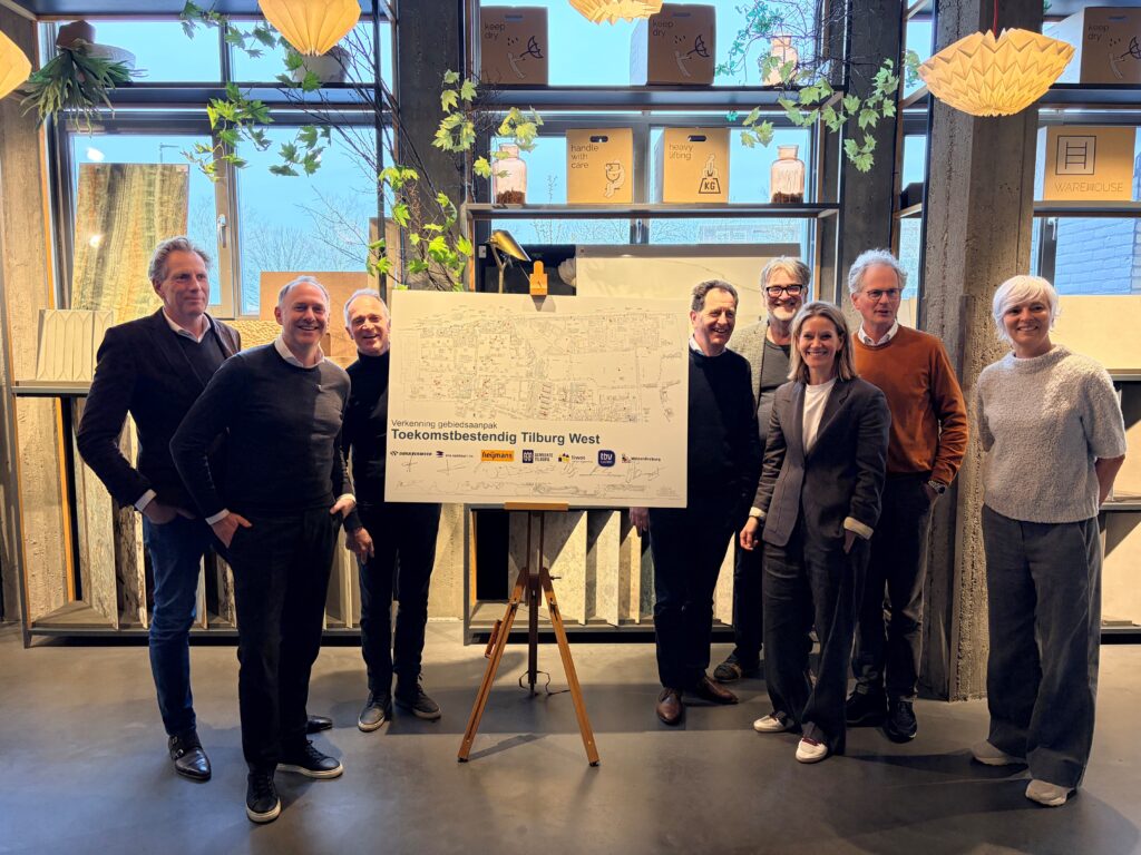 Ondertekenen Tilburg West door gemeente, marktpartijen en woningcorporaties